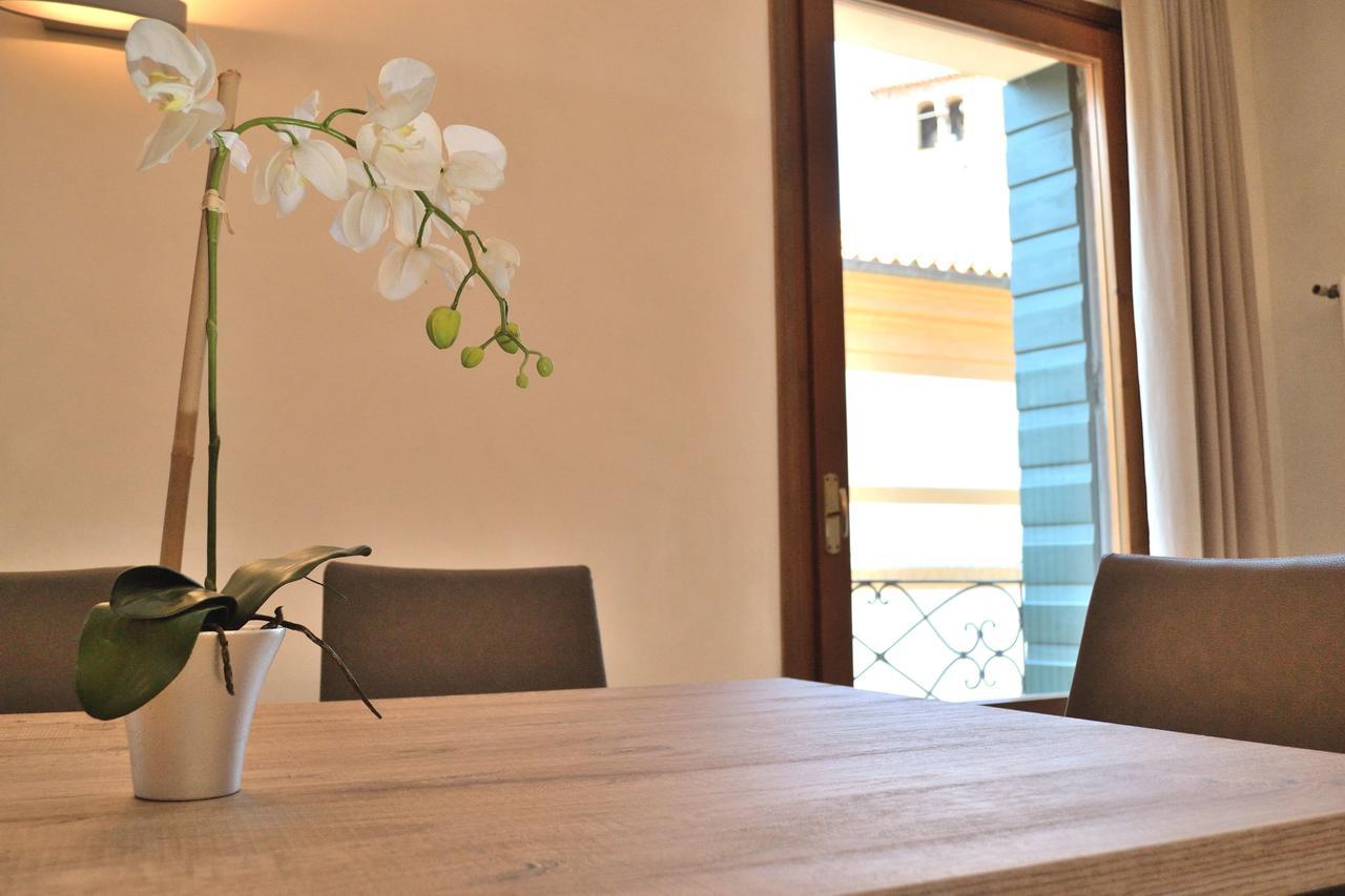 Portico Oscuro Deluxe Apartment - Centro Citta Treviso Dış mekan fotoğraf