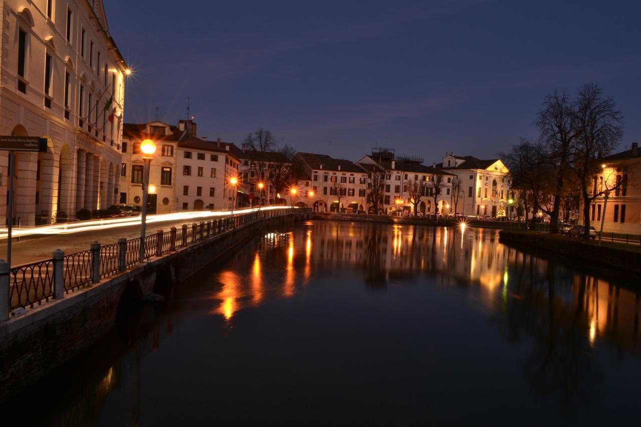 Portico Oscuro Deluxe Apartment - Centro Citta Treviso Dış mekan fotoğraf