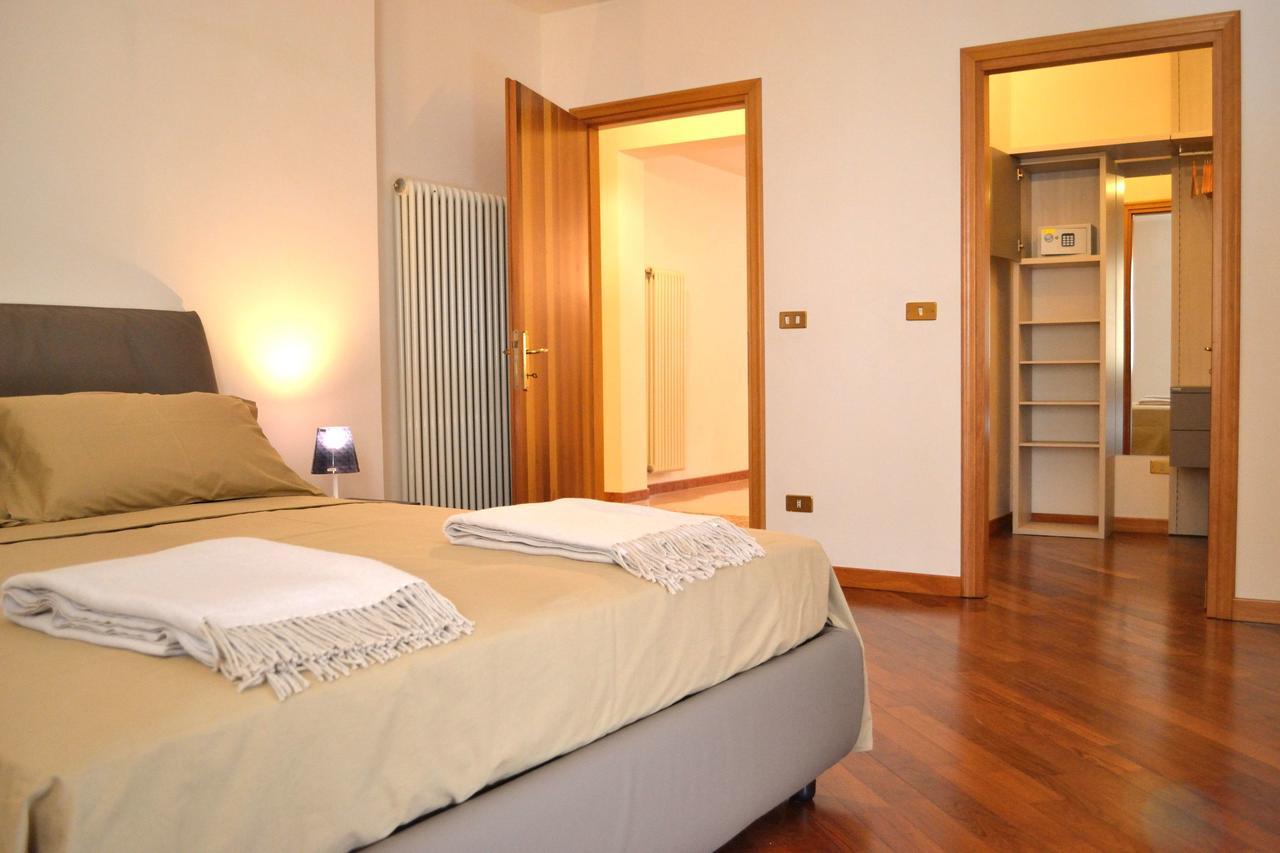 Portico Oscuro Deluxe Apartment - Centro Citta Treviso Dış mekan fotoğraf